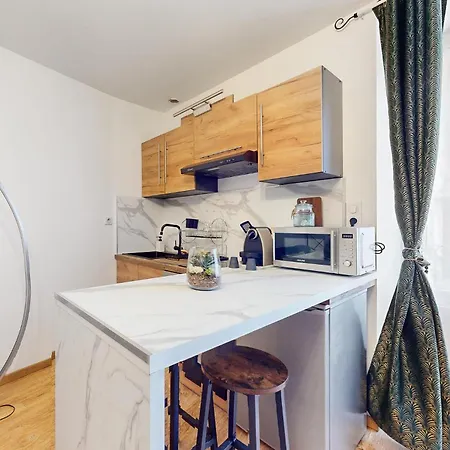 Apartment Cozy In With Kitchen Marvejols